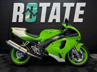 KAWASAKI ZX-7R